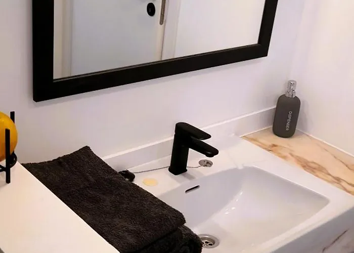 Rocha Sunny דירה *